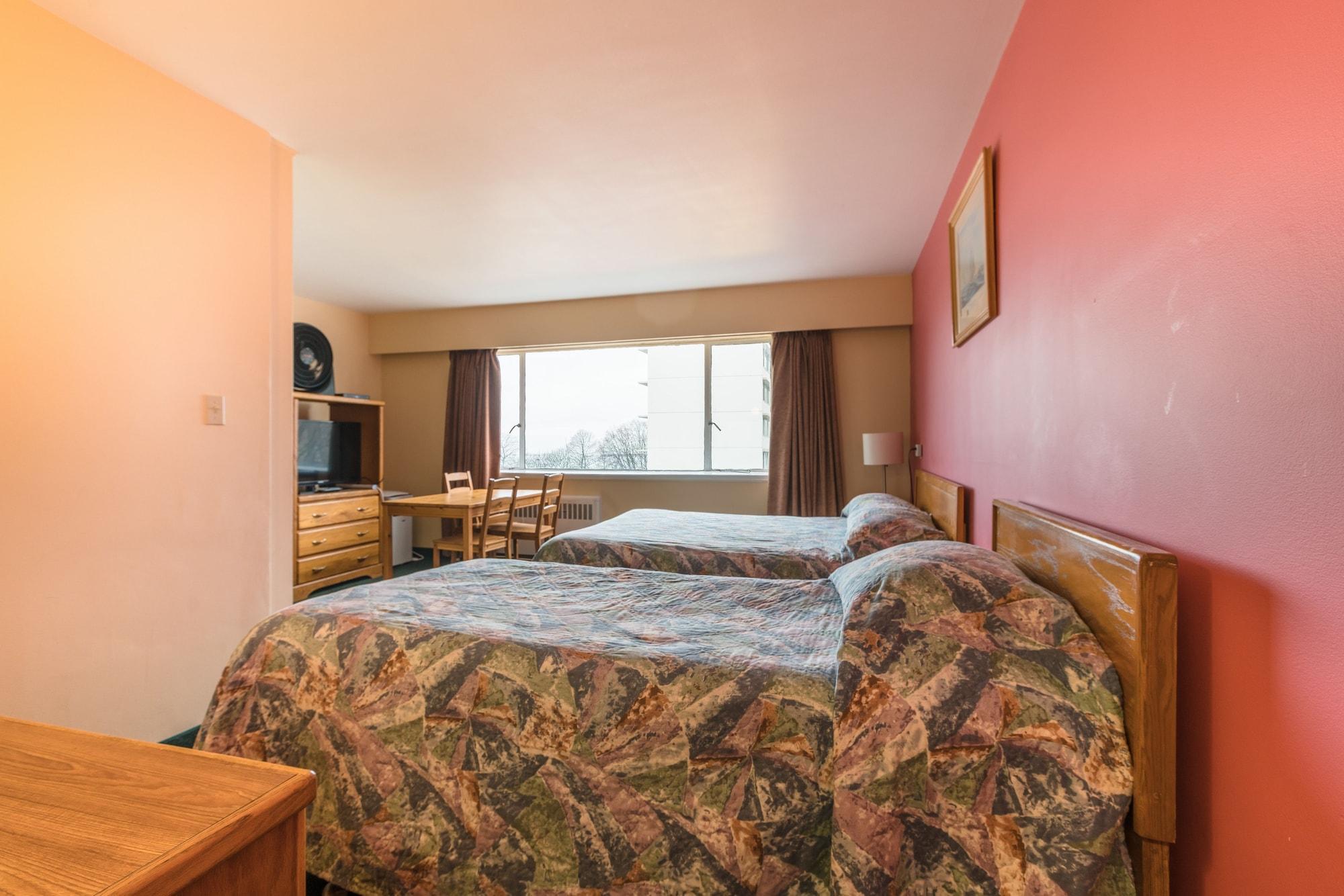 English Bay Hotel Ванкувер Экстерьер фото